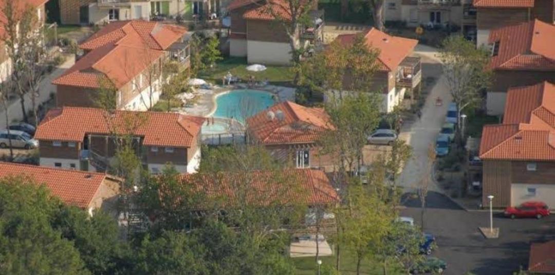 Les Terrasses Du Lac Piscine Et Vue Lac A4 Aureilhan  Luaran gambar