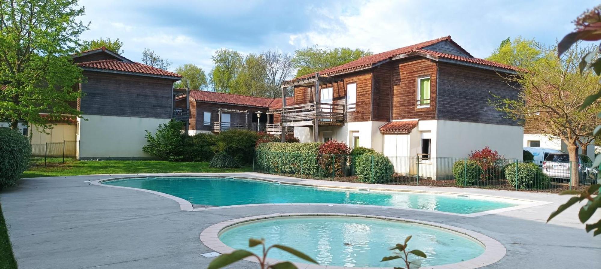 Les Terrasses Du Lac Piscine Et Vue Lac A4 Aureilhan  Luaran gambar